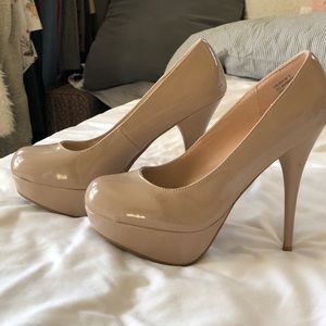 NWOT Nude Bamboo Vegan Leather Platform Heels
